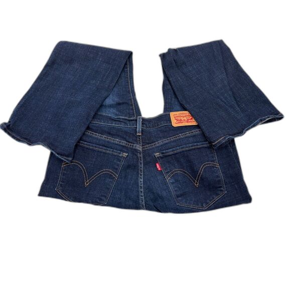 Women's Levi Classic Bootcut Jean, Size 8 Short - Picture 7 of 9